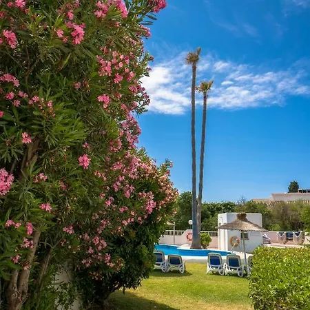 Urb. Paraiso Blanco *