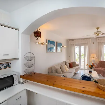 Urb. Paraiso Blanco Hébergement de vacances Nerja